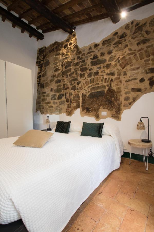 Casa Costa Delle Caserme Монталчино Екстериор снимка