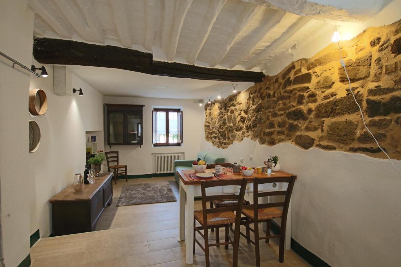 Casa Costa Delle Caserme Монталчино Екстериор снимка