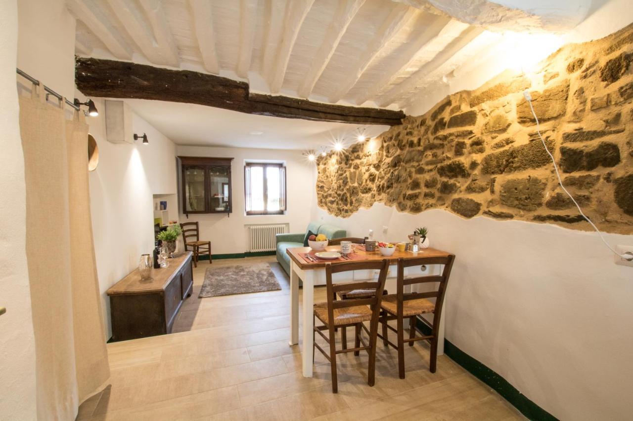Casa Costa Delle Caserme Монталчино Екстериор снимка
